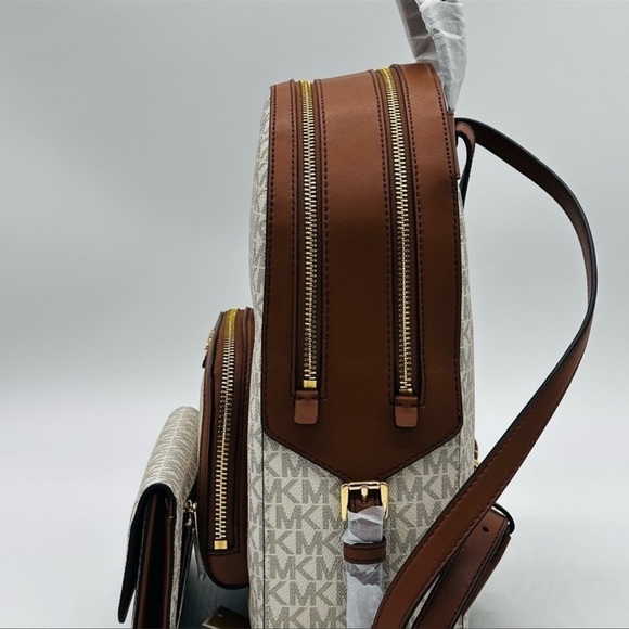 Michael Kors Medium Jaycee Zip Packet Backpack & Trifold Wallet Vanilla/Brown - Picture 5 of 16
